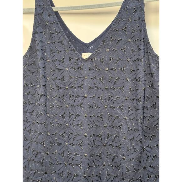 A New Day Navy Blue Lined with Contrasting Black Eyelet Tank Top Size XL - Picture 5 of 13